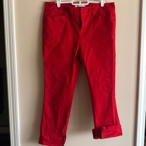 Red cropped jeans